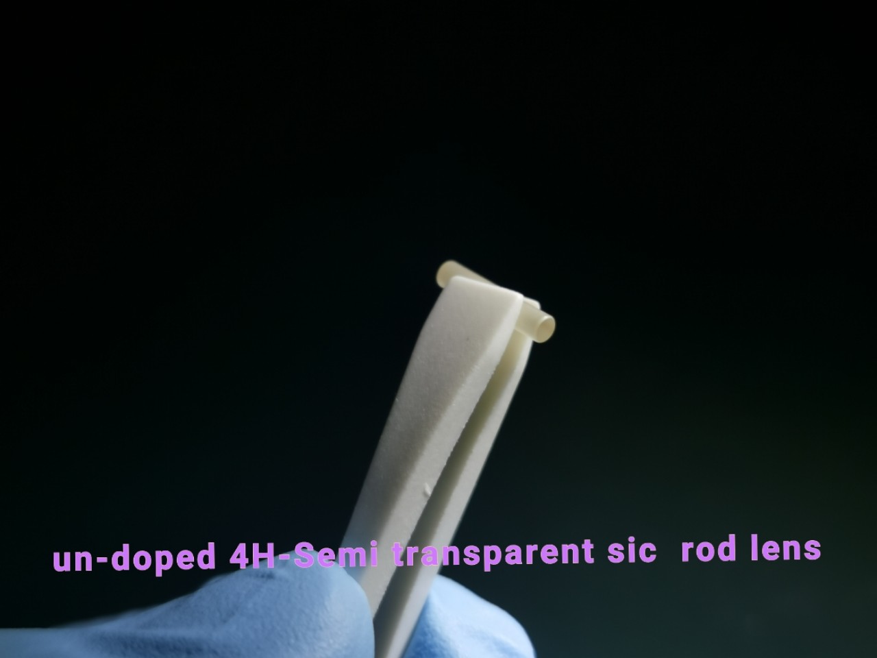 Polished Undoped 4h Semi Sic Single Crystal Rod Lens high purity