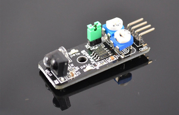  2Channel Infrared IR Sensor , Arduino Obstacle Avoidance Sensor Manufactures
