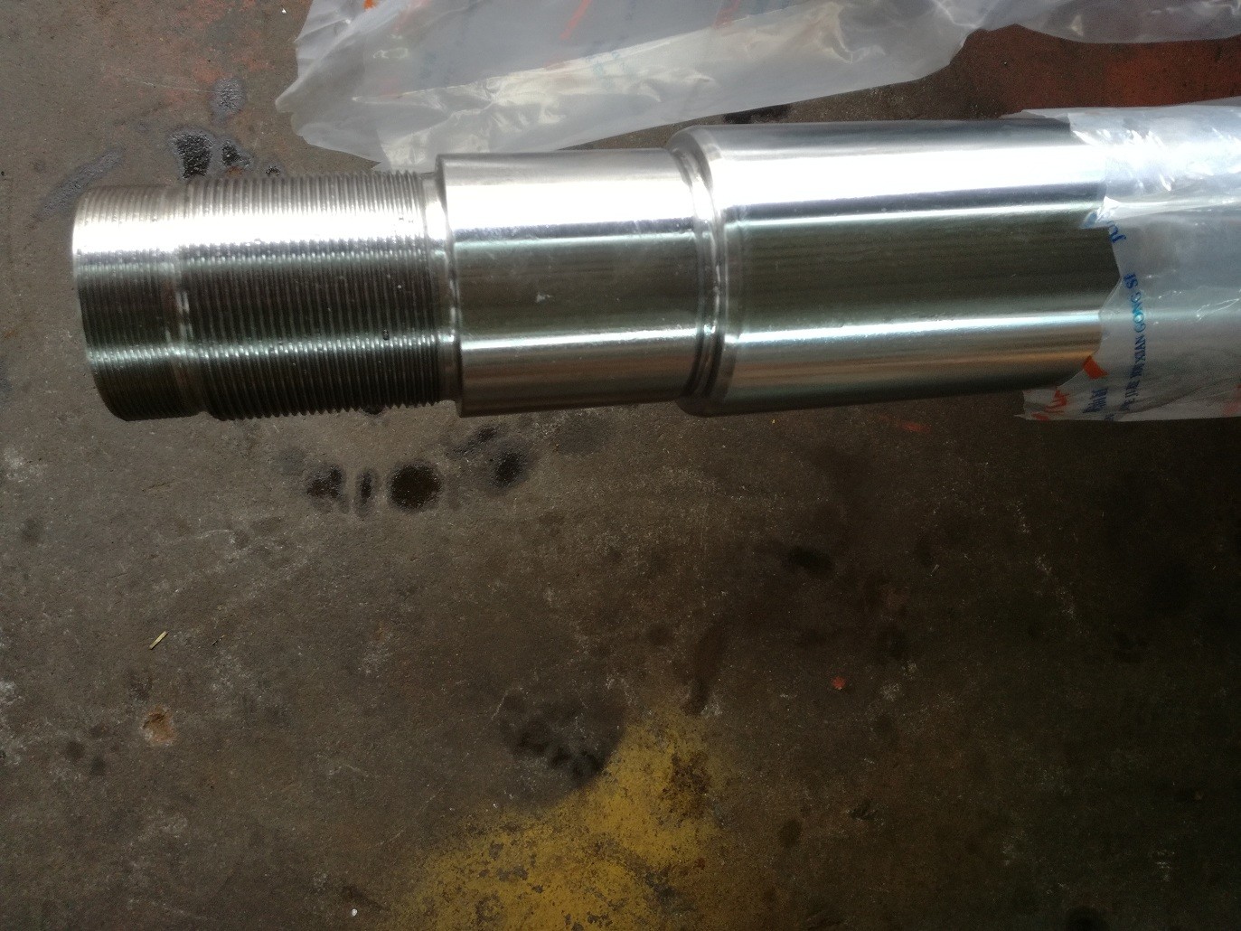 Construction equipment parts, Hyundai R330-9 ARM hydraulic cylinder ROD