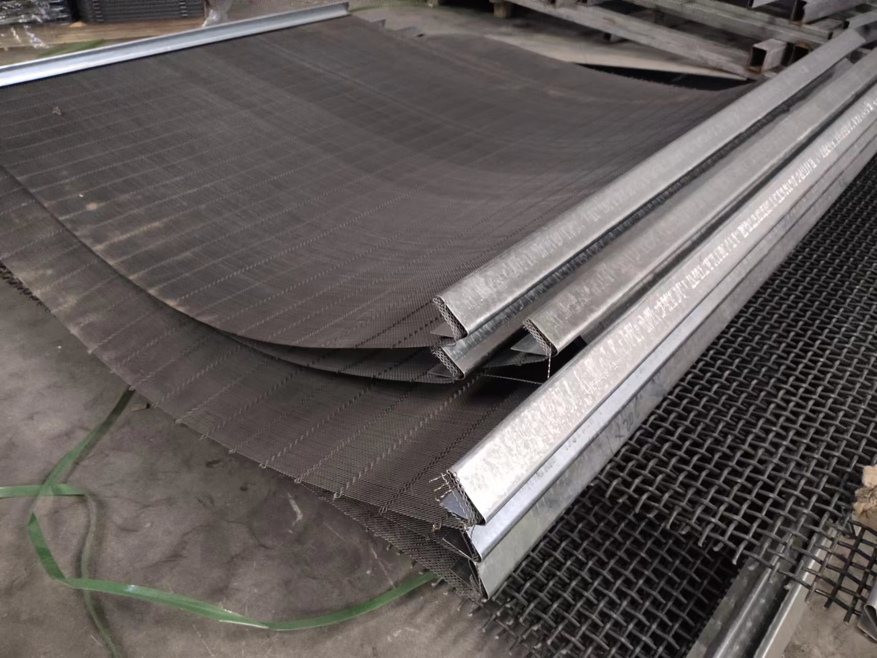 anti-clog vibrating screen mesh