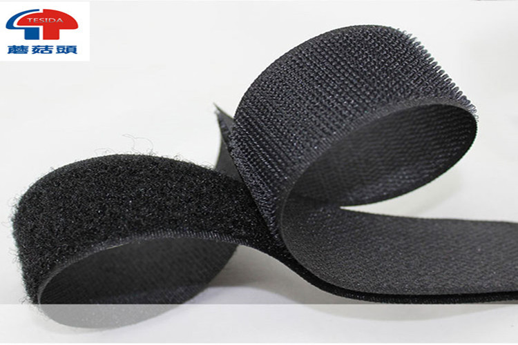 Black Durable 100mm Sew On Hook And Loop Fastener Straps In Roll , strong sticky