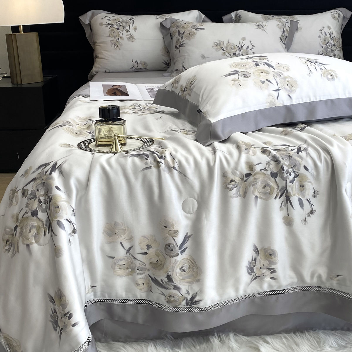 National Standards Color Fastness Grade 300TC/60S*60S Tencel Bedding Sets for Dubai Market