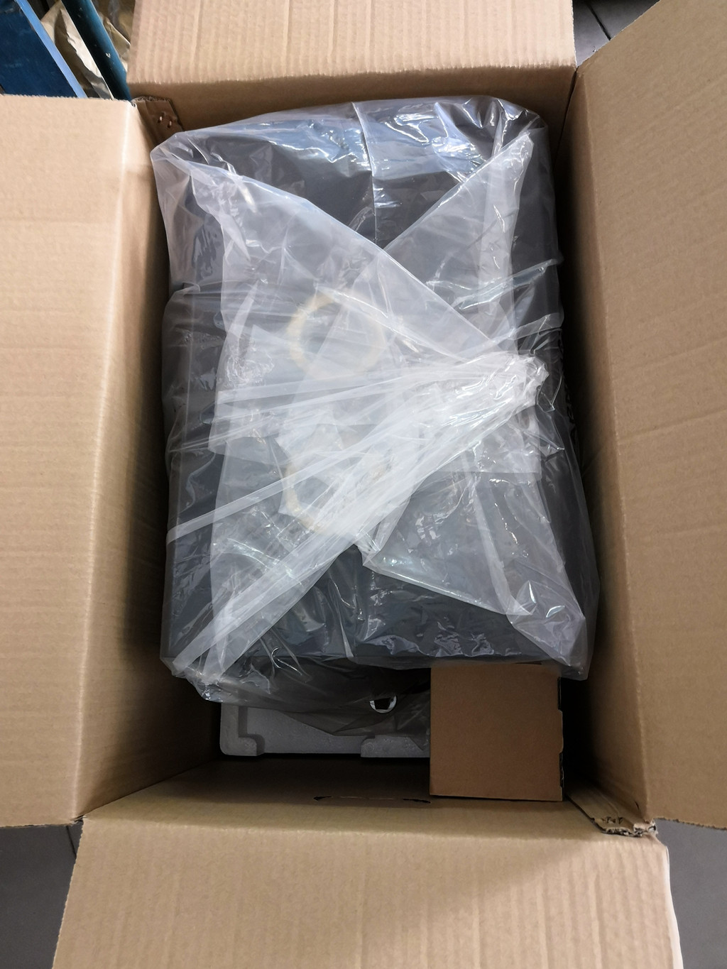 Powder Coated Double Shot Chiller Compressor Cooling CE Certification