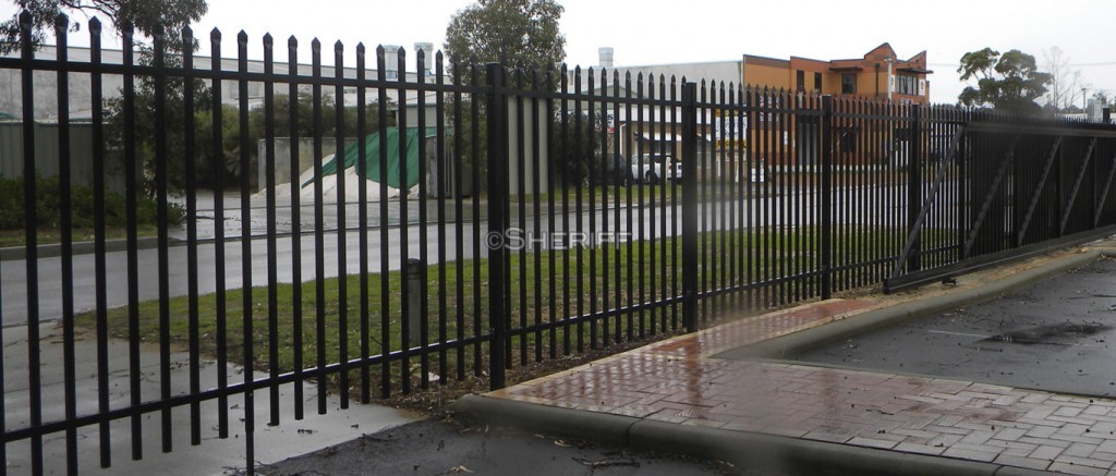 Steel Spear Top Fencing garrison fence 1.8m*2.35m rail 45mm*45mm or 40mm*40mm available 4 rails HDG then coated powder