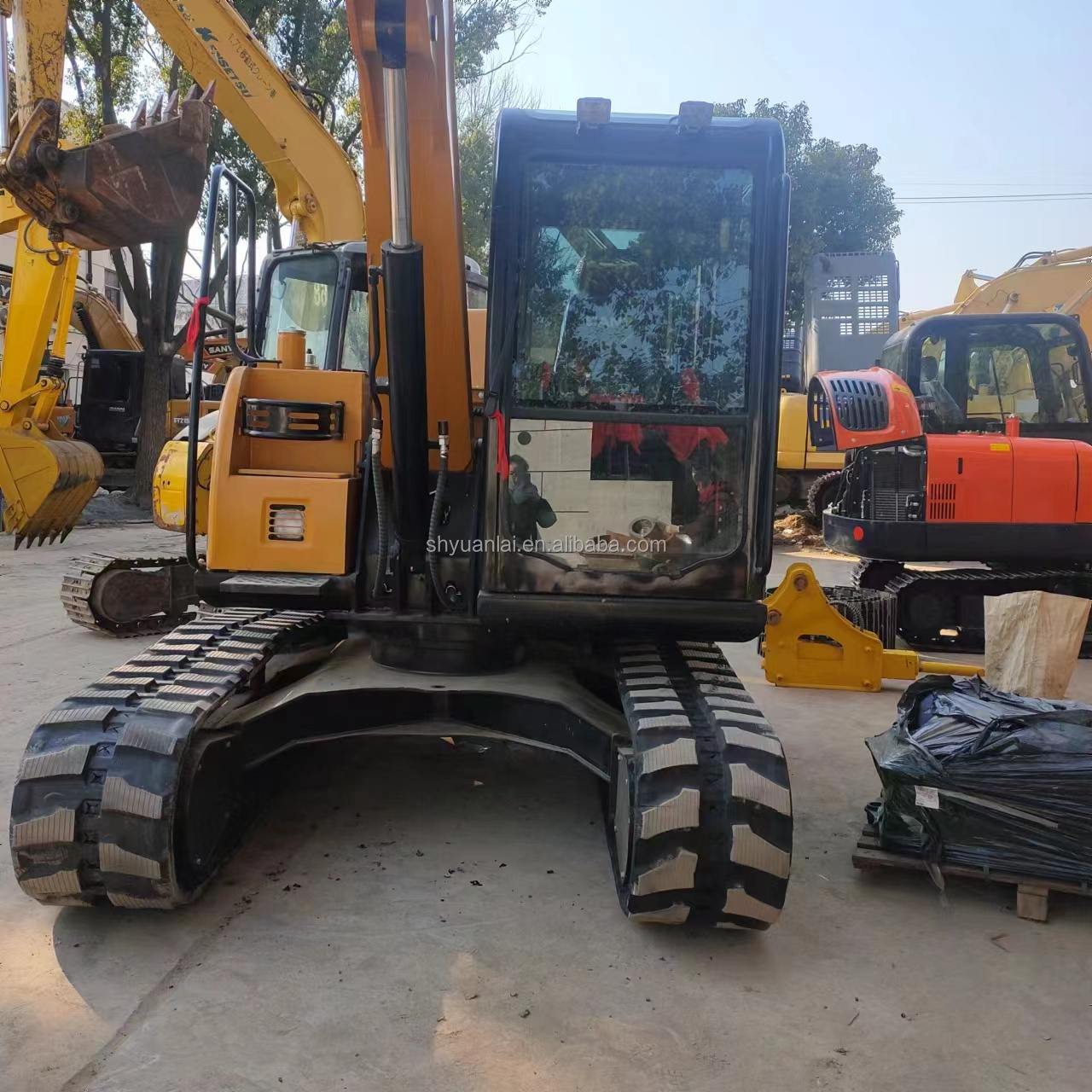 Get Your Job Done Efficiently with Sany75c Excavator and 0-2000 Working Hours