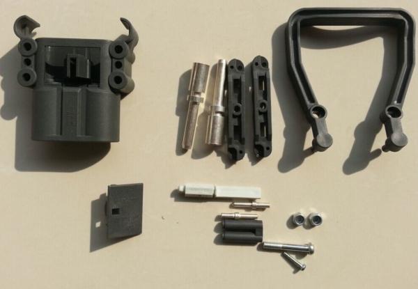 EC80 80A Male Female Forklift Battery Connector Acid Proof With PP Terminal
