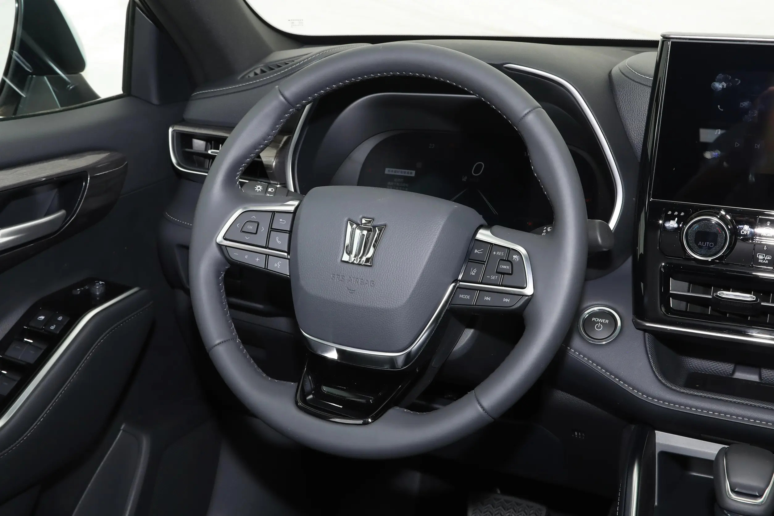 Toyota Crown Land Release Lufang Electric Car All Wheel Drive EV 155 mph Top Speed