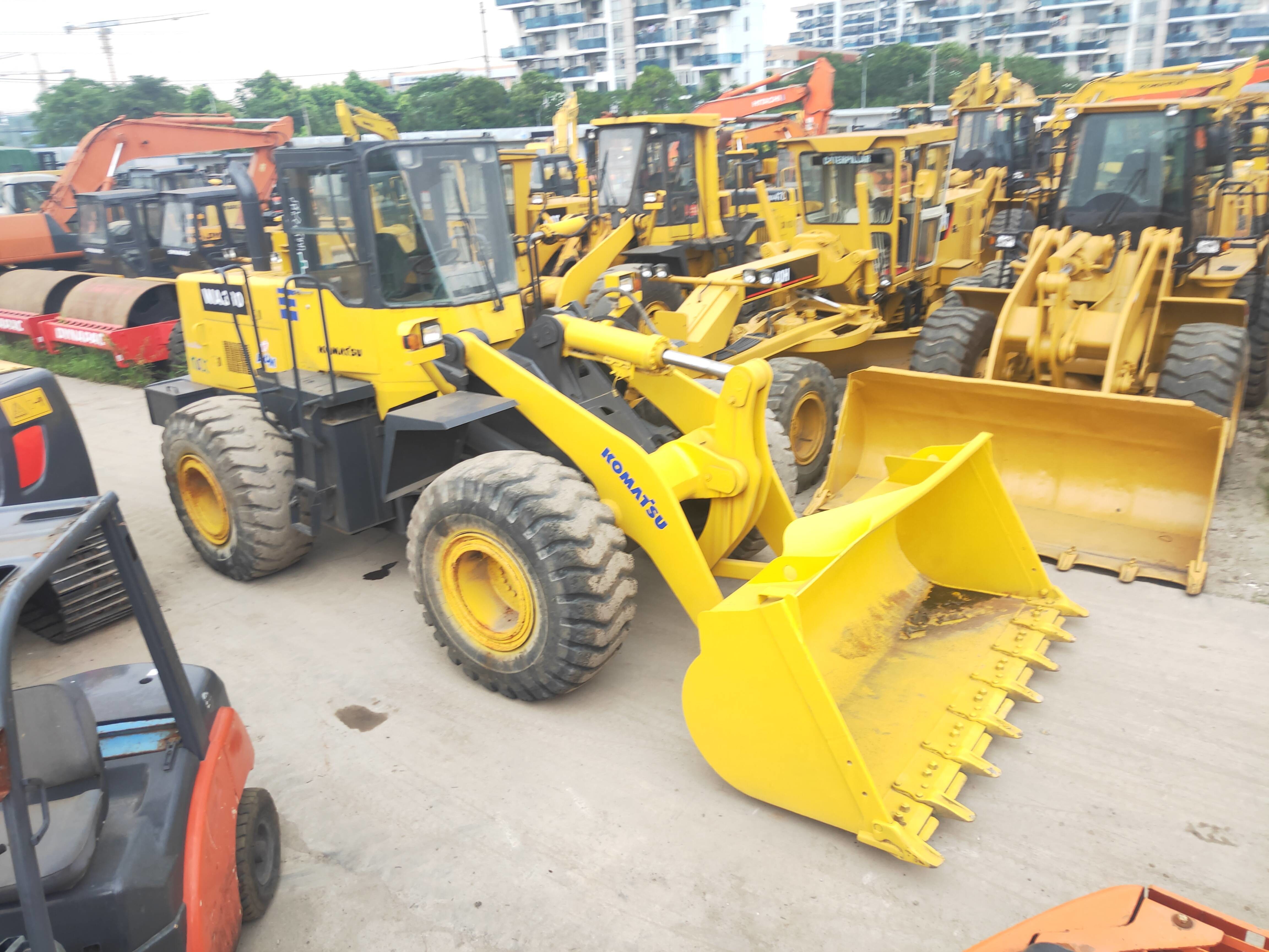 Seondhand Komatsu WA380 Loader Front End Wheel 16T