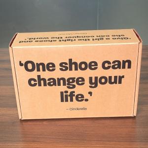  Double-sided Printing Corrugated Shipping Box Both Inside and Outside Color Printed Animal Dog Shoe Box Mailing Box Manufactures