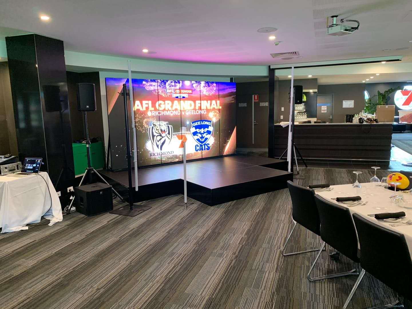 Wifi 4g Mobile Light Up Poster P2 P2.5 P3 Floor Led Display Advertising Indoor