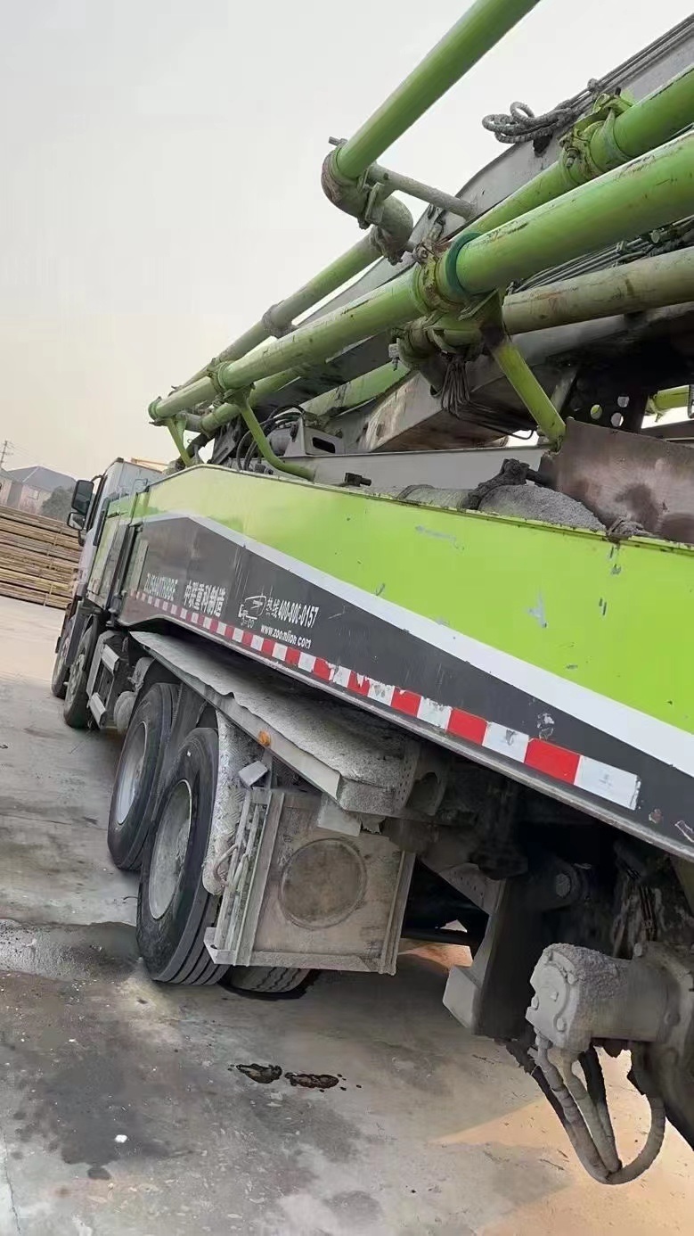 2019 Concrete Boom Pump 63m Used Concrete Pump Truck with Mercedes Benz Chassis