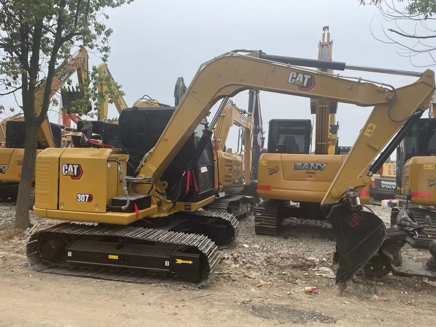 Used CAT Excavators, Spot Discount On Imported Japanese Excavators