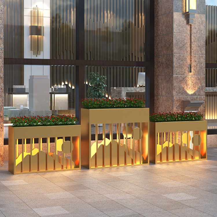 Large outdoor rectangle luxury planters boxes with lamp
