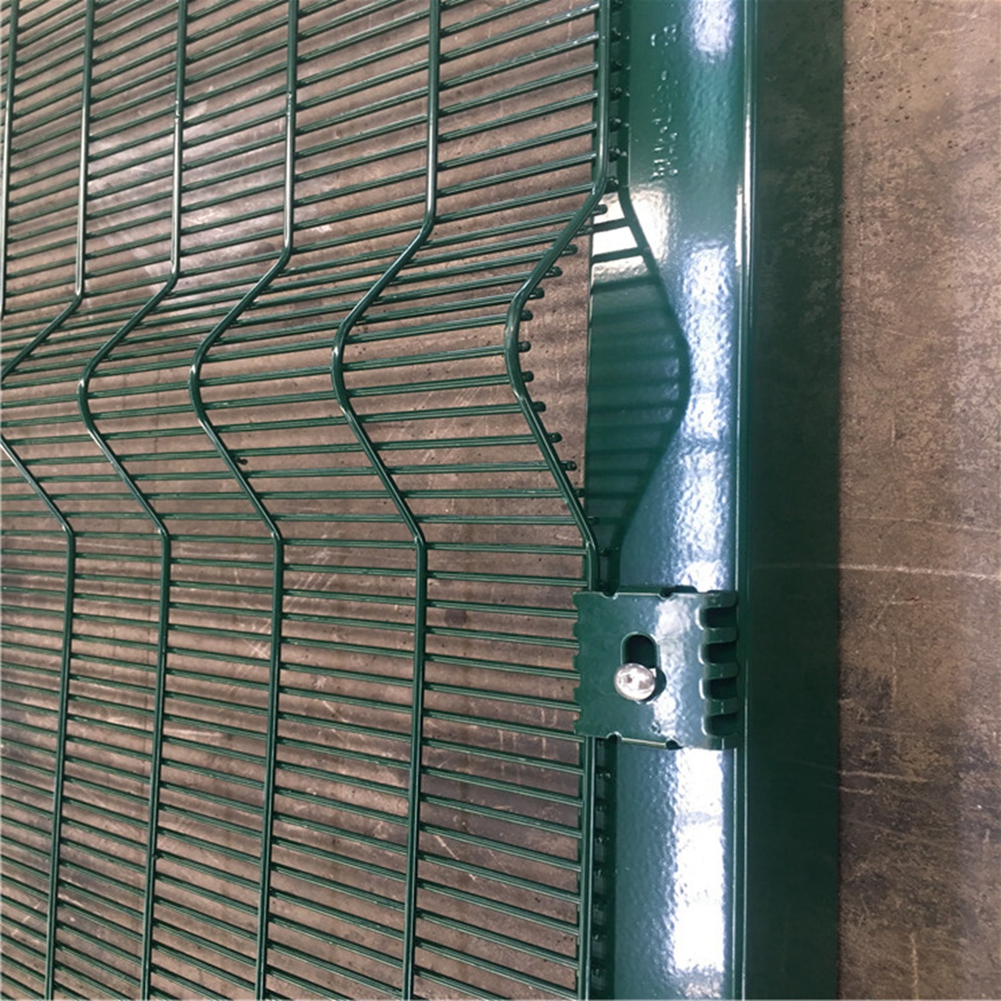 Airport / Prison 2.0m Height Anti Climb Security Fencing 76.2x12.7mm Hole Size