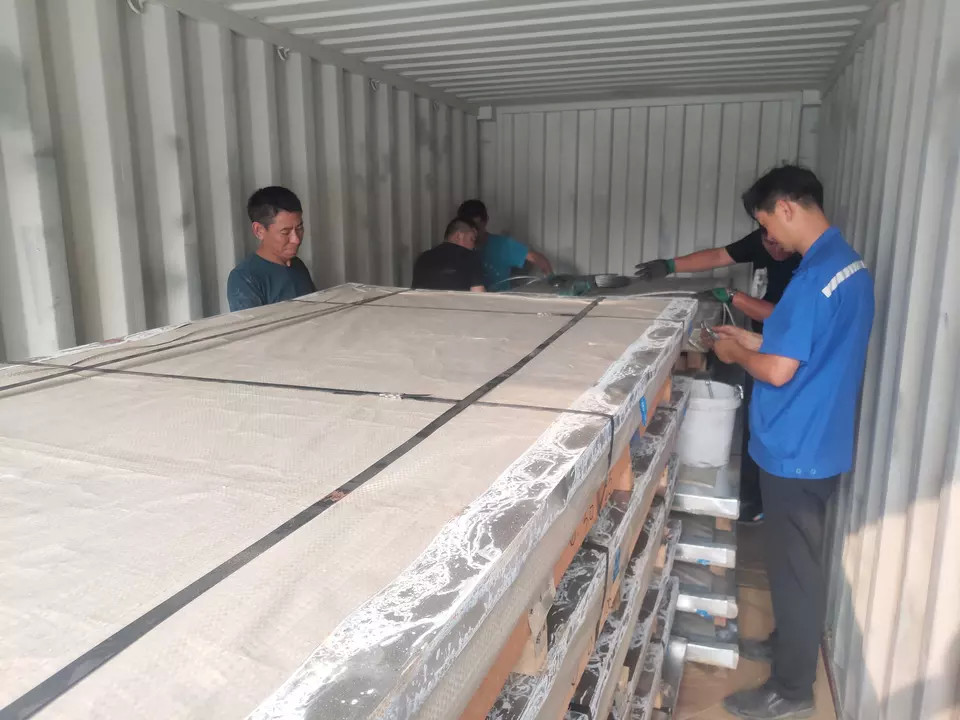 2000mm JIS ASTM Stainless Steel Sheet SUS 201 202 200 Series For Buliding