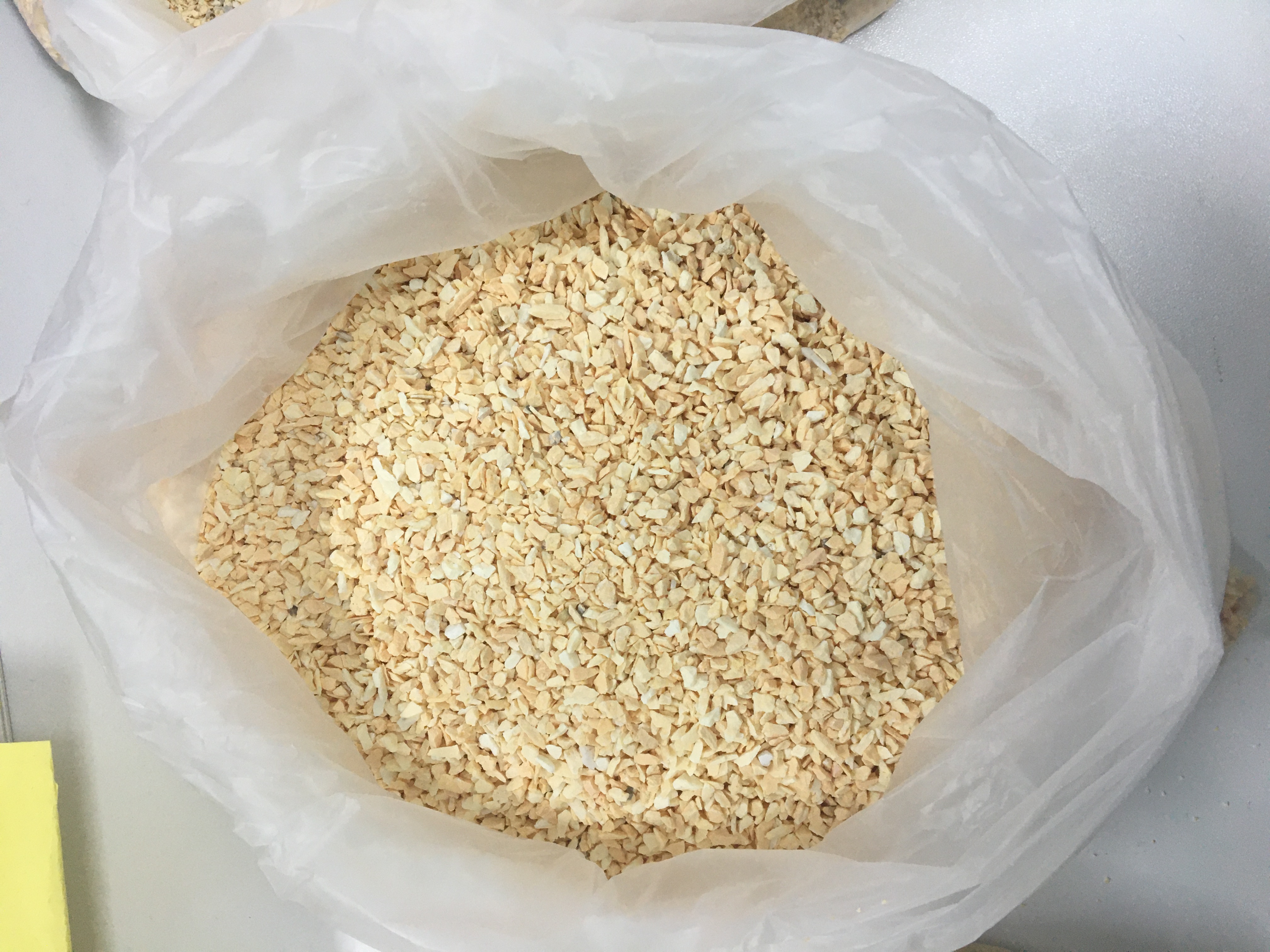 AZS Zirconia Corundum Ramming Mass for Glass Melting Furnace 3.45g/cm3 Bulk Density