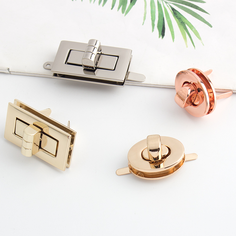 Light Gold Handbag Lock Hardware Fadeless Clasps And Closures ISO9001