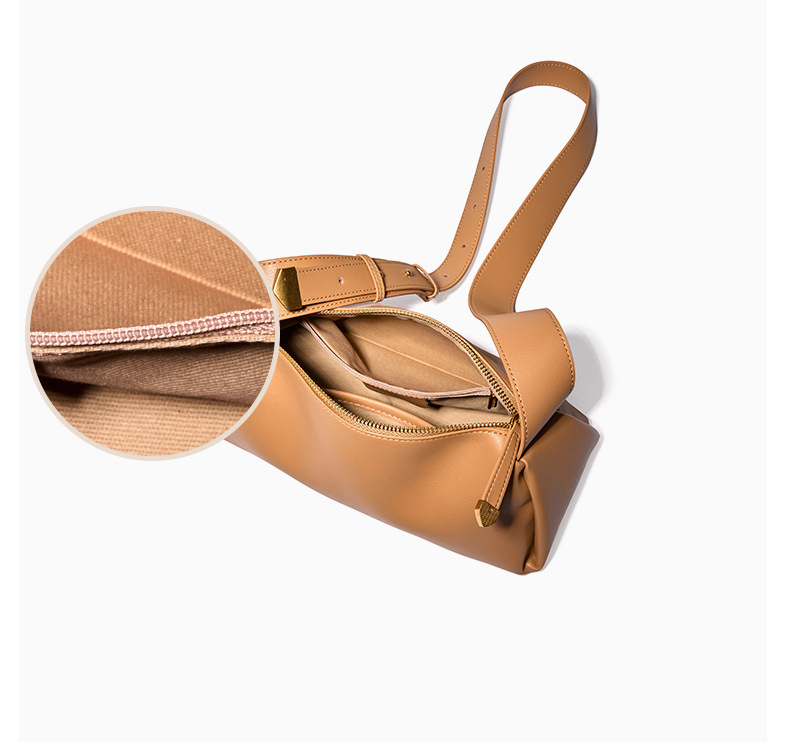 Zipper Hasp Closure Women's Bag for Daily Life in Fashionable Design