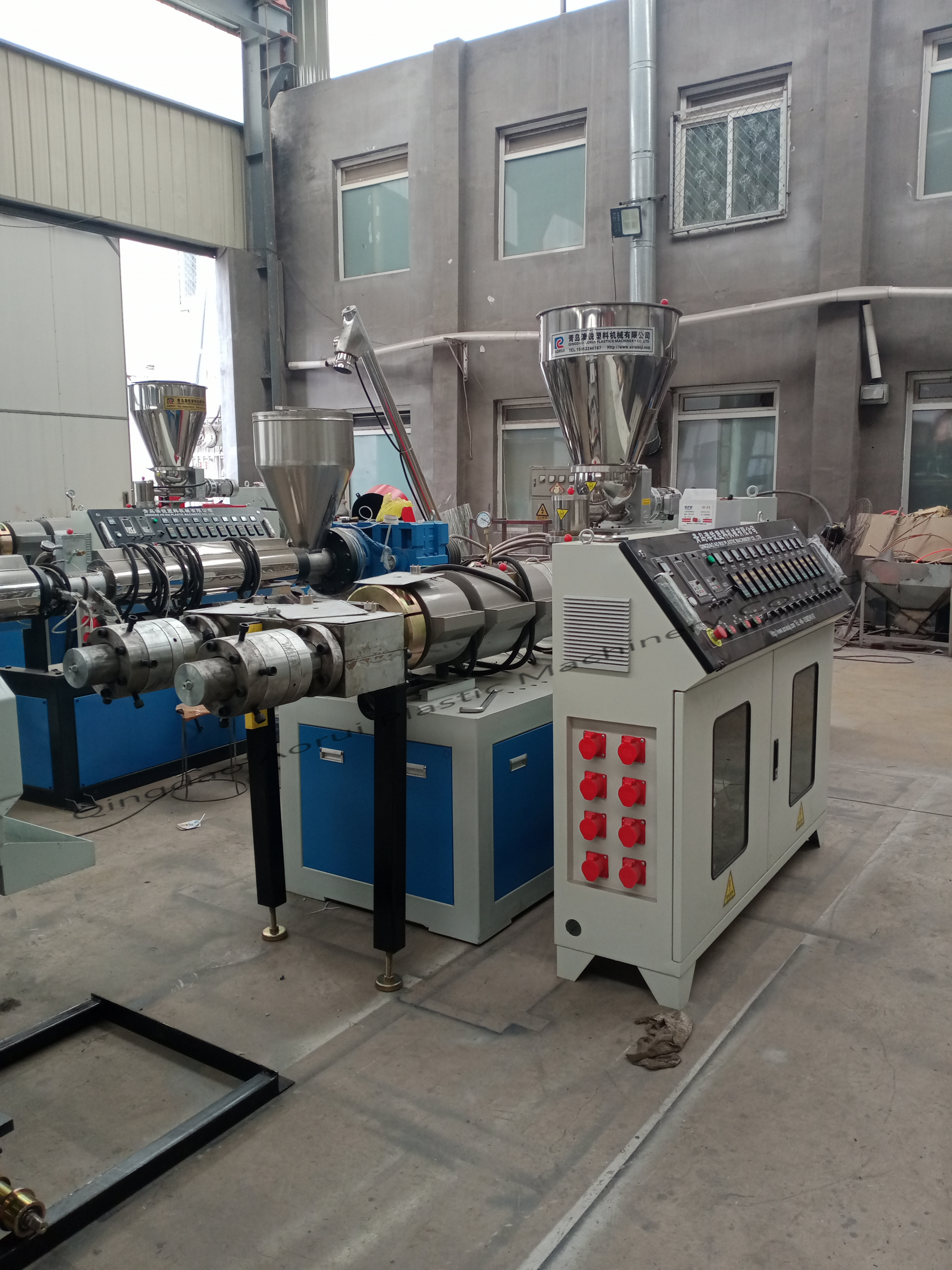 PVC Two Cavity Conduit Extrusion Line 12 - 63mm Double Outlet Pipe Making Machine