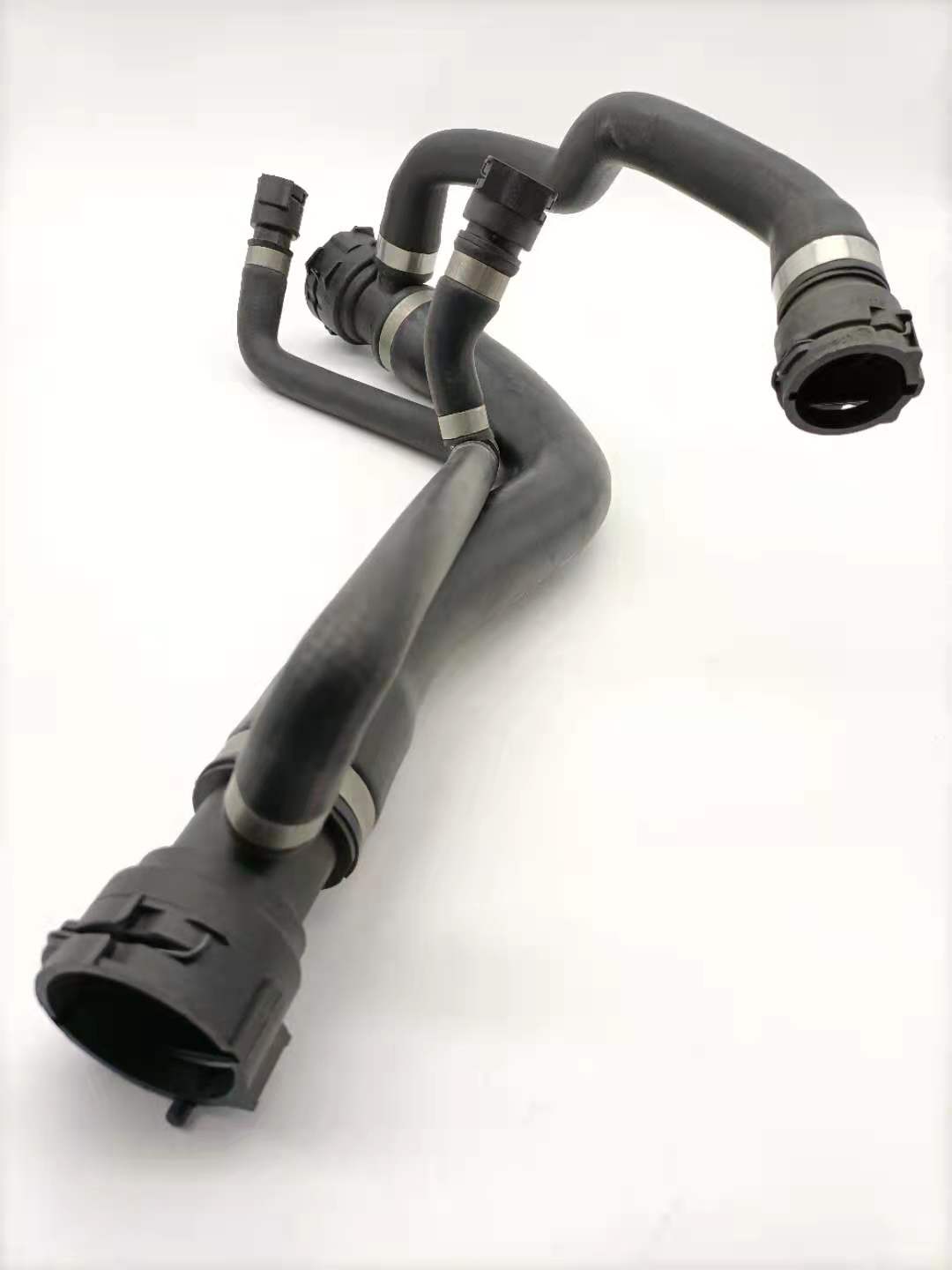 SQCS Auto Rubber Intercooler Radiator Coolant Hose 17127508010 for BMW E66 E65 E60 E90