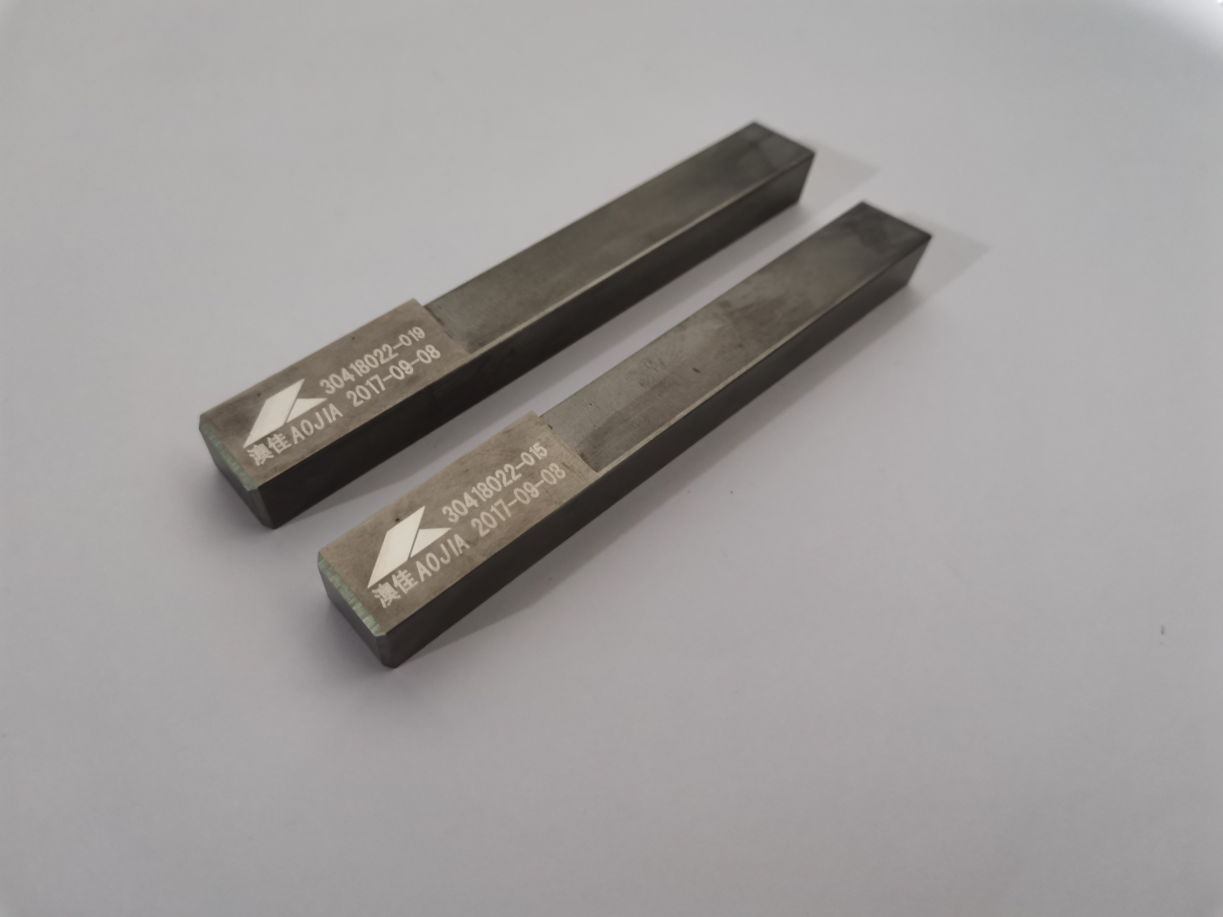 Wear Resistant Gear Coated Milling Cutter Tool Carbide Silver Grey