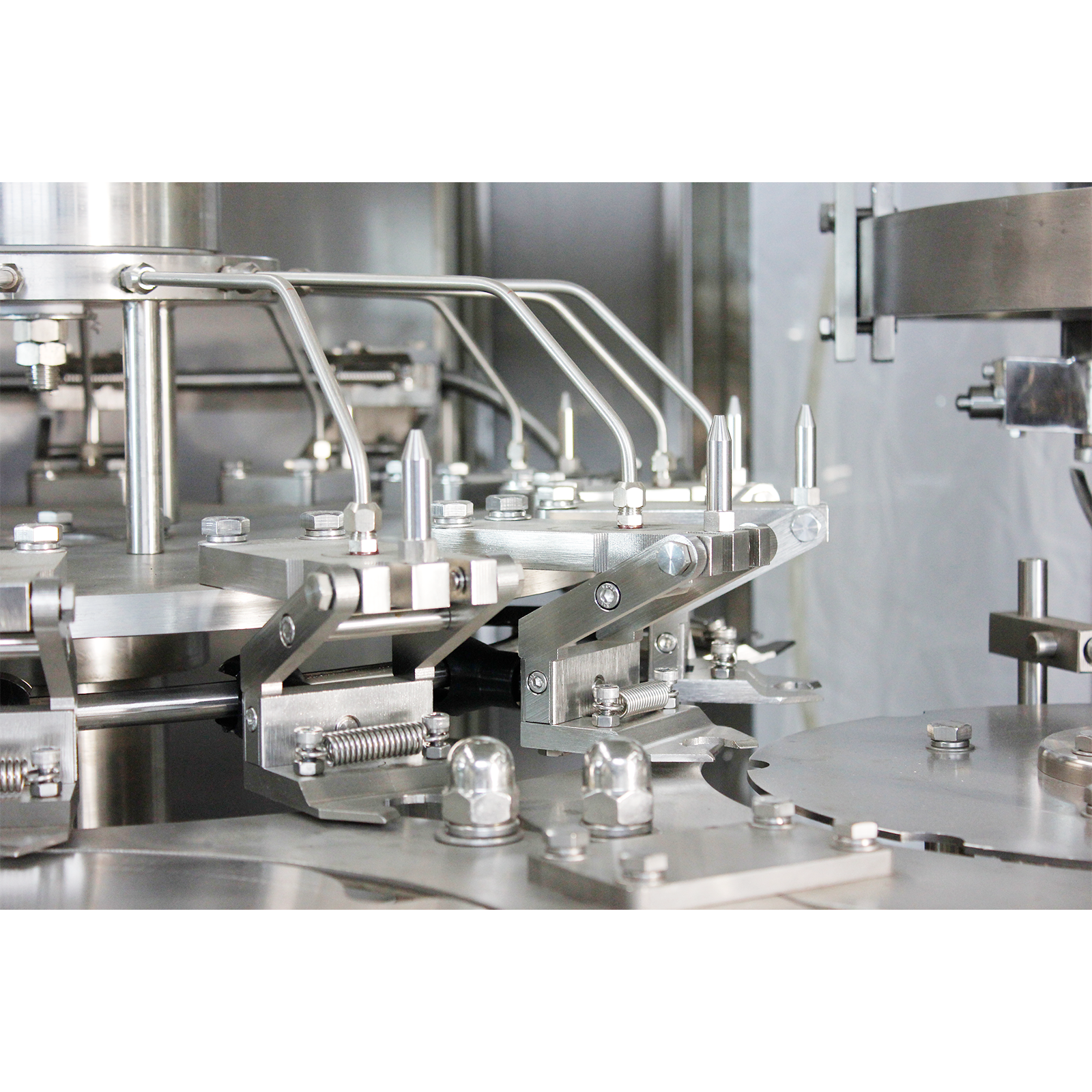 2000BPH Carbonated Soft Drink Filling Machine High Productivity