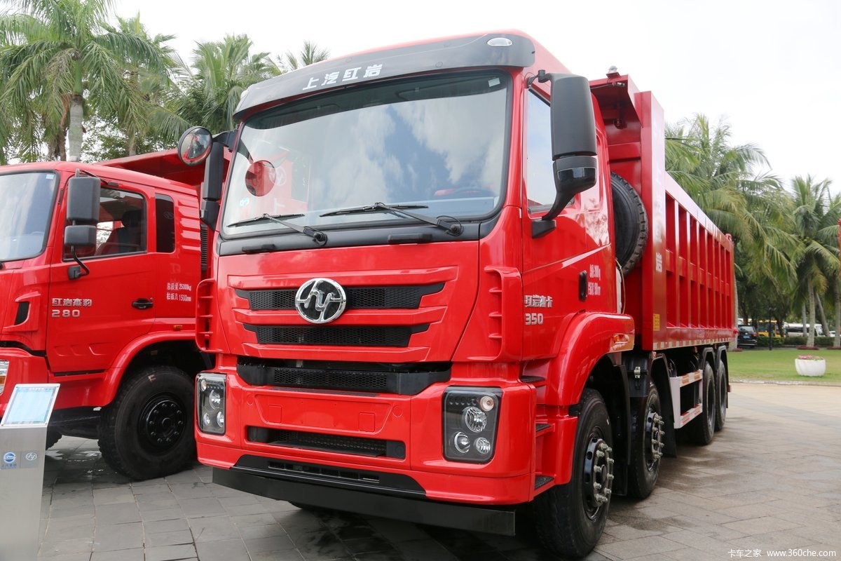 SAIC Hongyan Jieka C500 3 Driver Tractor Head Truck 110km/H