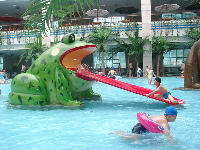 Animal Fiberglass Pool Water Slide 1.1m Height Rabbit Water Slide For Small Pool