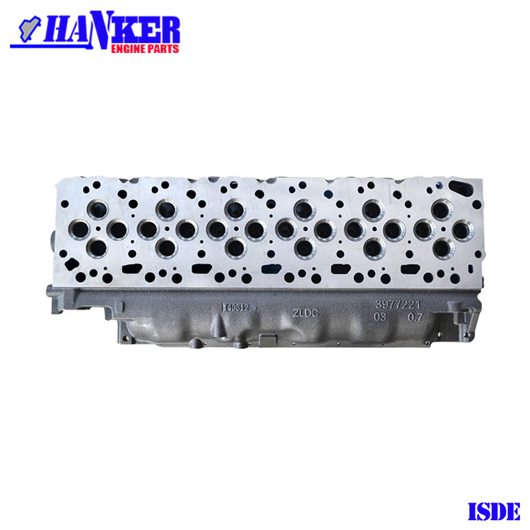 Truck Auto Cummins ISDE Diesel Engine Cylinder Head 3977221 1 year Warranty
