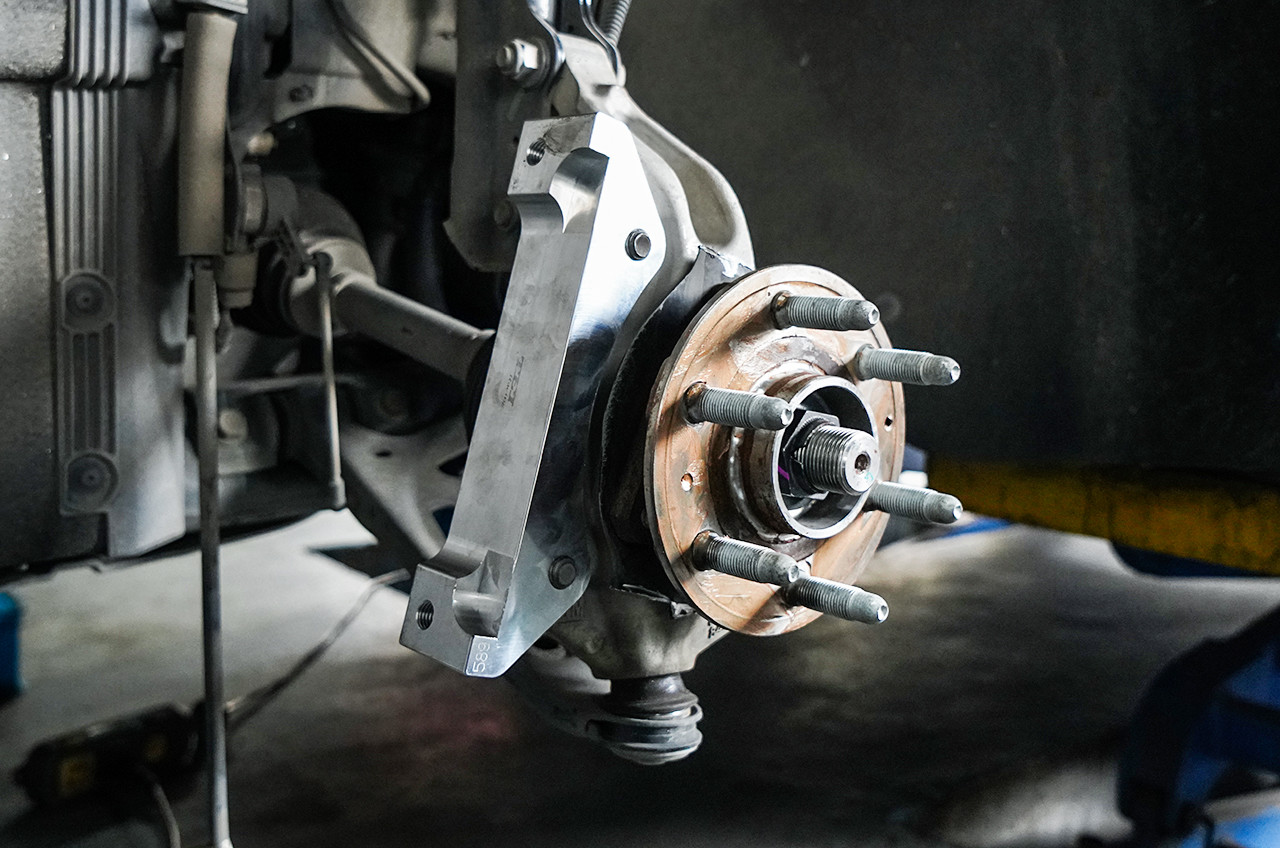 TEI Racing BBK P60NS 6 Piston Forged two - pieces Caliper Brake Kit For Cadillac XT5 19 Inch Wheel Front