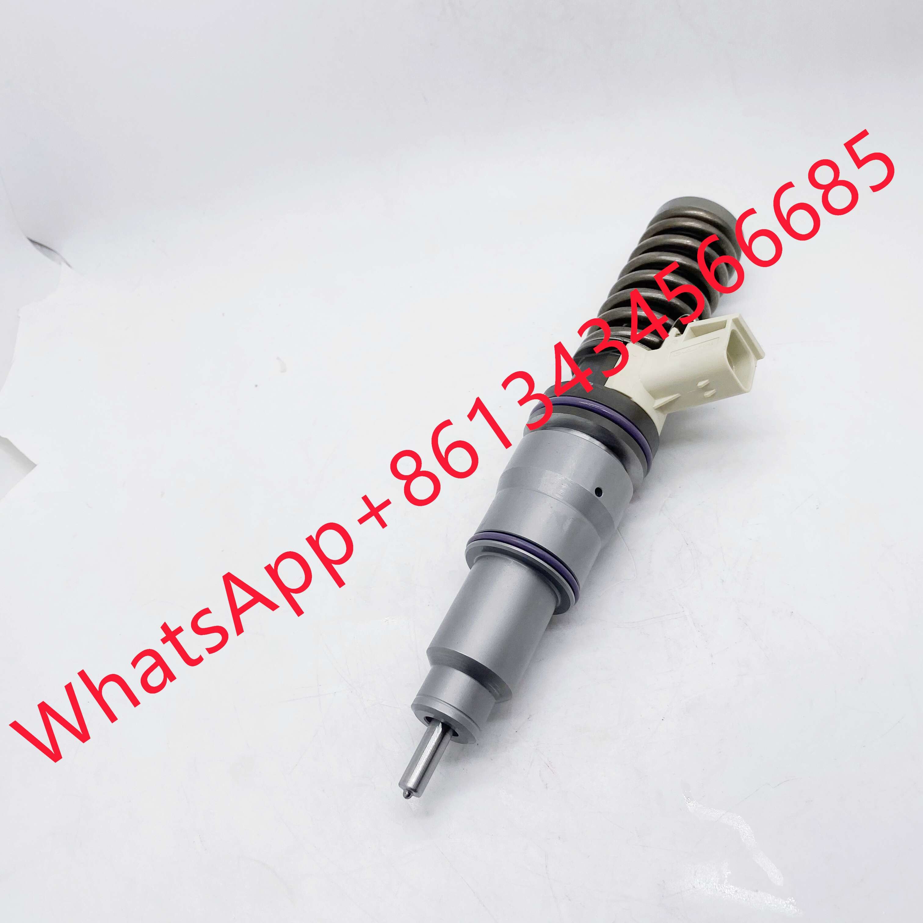 New Diesel Fuel Injector 21586282 BEBE4D38001 21586282 For VOLVO PENTA MD11