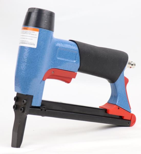 Durable Furniture Staple Gun Pneumatic Long Nose Stapler 22gauge for Upholstery