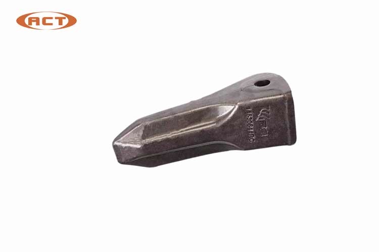 Carborn Steel Bucket Teeth Excavator Spare Parts OEM 14530544RC EC21ORC