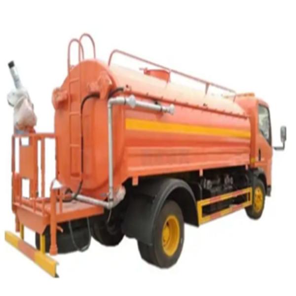 SINOTRUK HOWO 6x4 8x4 Water Tank Trucks 400HP 30000 20000 Liters Capacity With