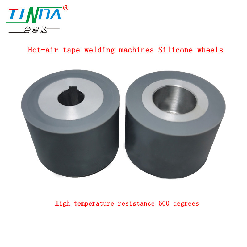 Customized Silicone Rubber Hot Air Seam Wheel Rollers Cylindrical Shape Noise Reduction