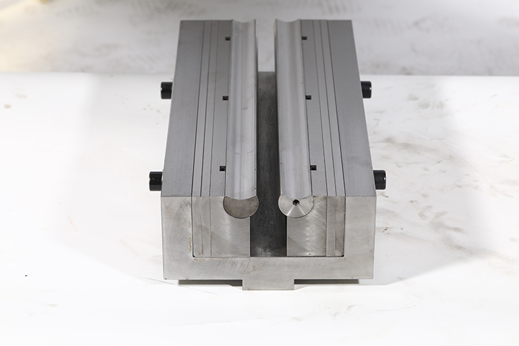 Sheet Metal Forming Press Brake Die Hydraulic Press Brake Punch And Die