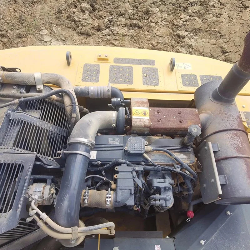 Japan 30 ton second-hand hydraulic excavator Komatsu PC300-8MO