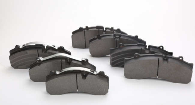 BAIYUN Commercial Vehicle Brake Pads NAO Formula For All Kinds Bus