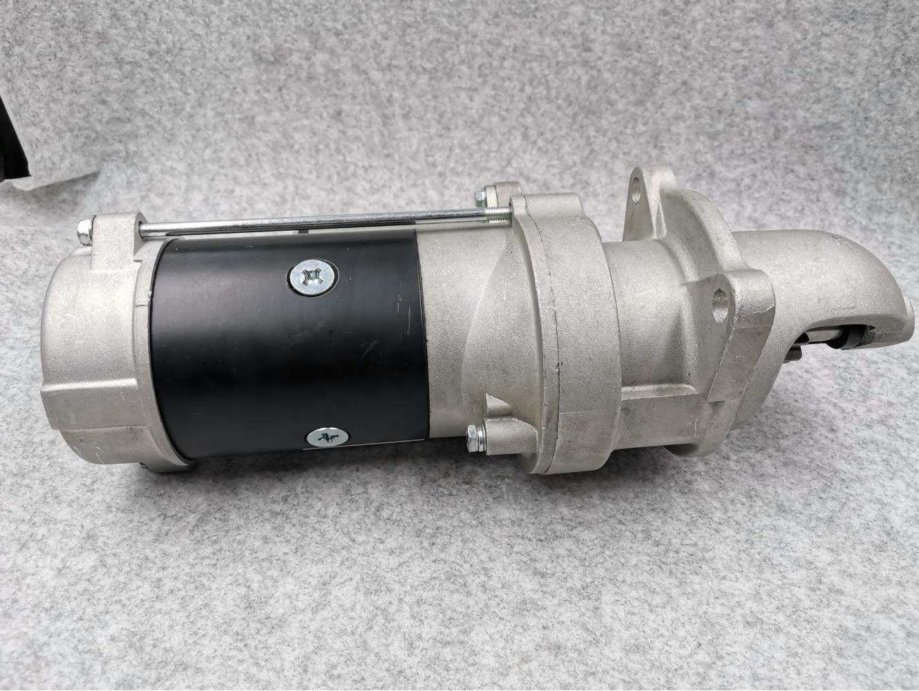 3935071 Cumminss QSB4.5 Engine Starter 12V 4KW 10T for Versatile in Heavy Duty Applications