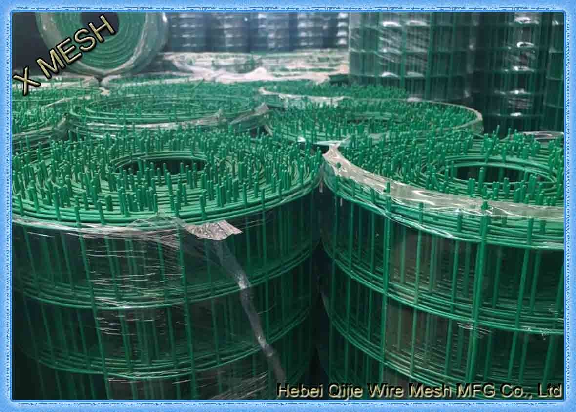 Building Material Iron Welded Wire Mesh / Weld Mesh Panels 0.5m-2.0m Width