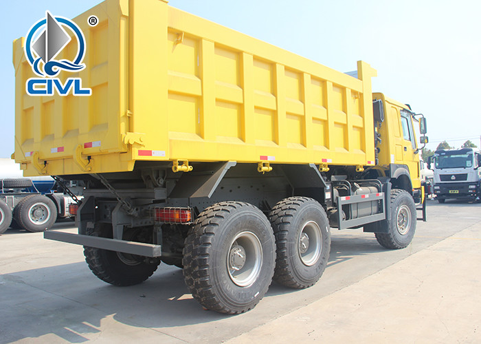 LHD Sinotruk HOWO 6*4 Heavy Duty Dump Truck 25 - 50 Ton 2 Emission Stander
