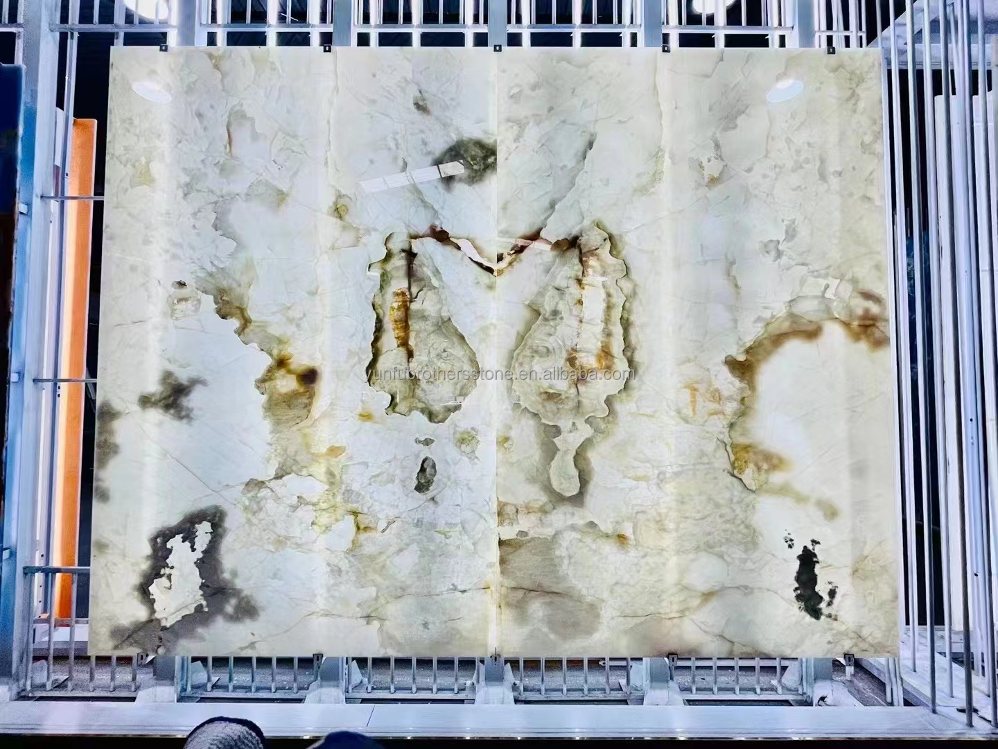 Cut-To-Size Polished Luxury Translucent White Onyx Marble Slab for Villa Wall Art Panel