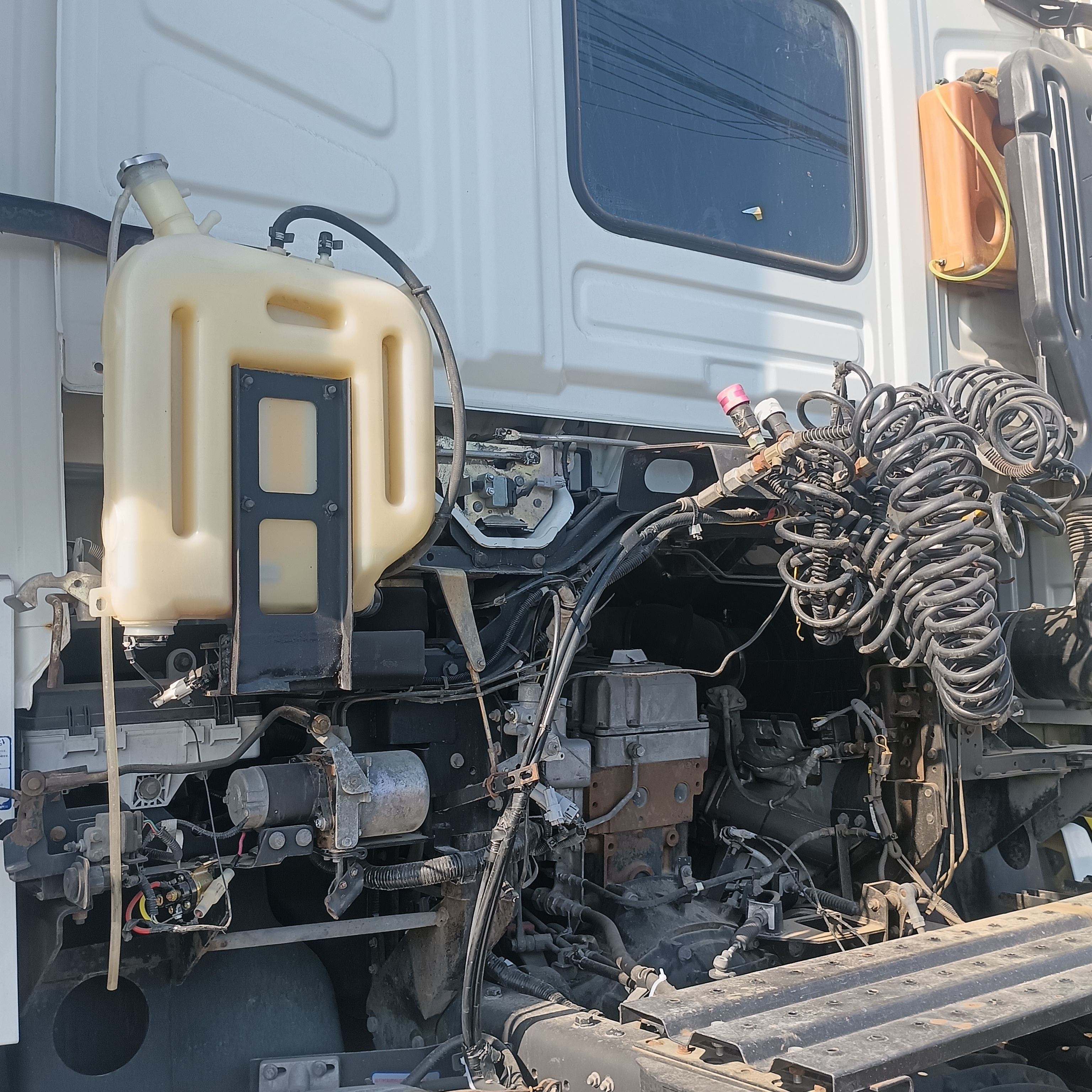 Used Semi Trailer Head Tractor Truck Isuzu 460hp Trailer Truck 6×4 Drive Model 2020 Year High Transport