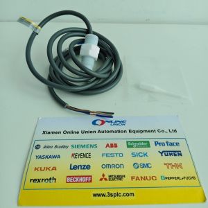 E2KQ-X10ME1 2M OMRON Chemical-resistant Proximity Sensor