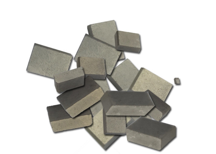 High Tensile Strength TCT Saw Blade Tips / Cemented Carbide Tips OEM Accepted