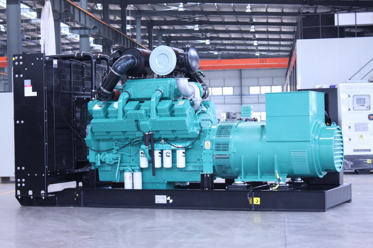 CCEC 800KW Containerised Cummins Diesel Generator Set 1000kv 1500rpm