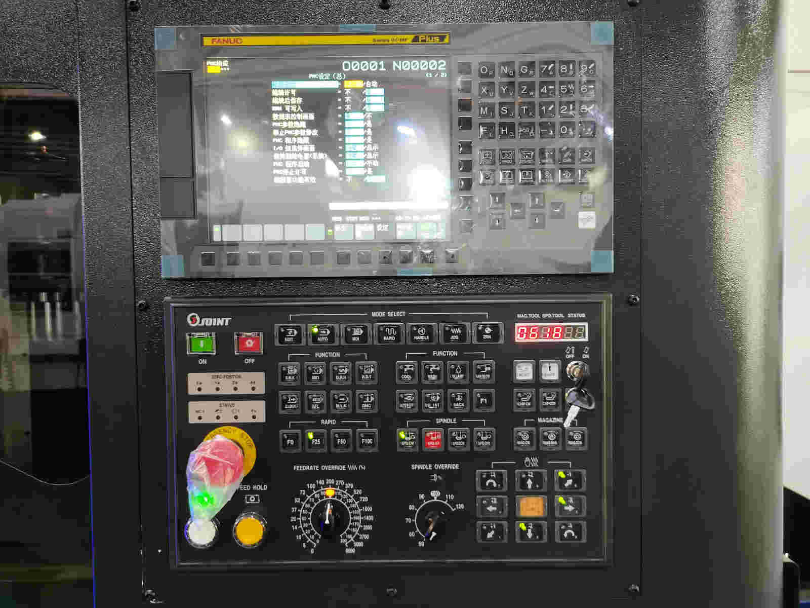 15000rpm BT40 Spindle Vertical Machining Center RS232 V85P