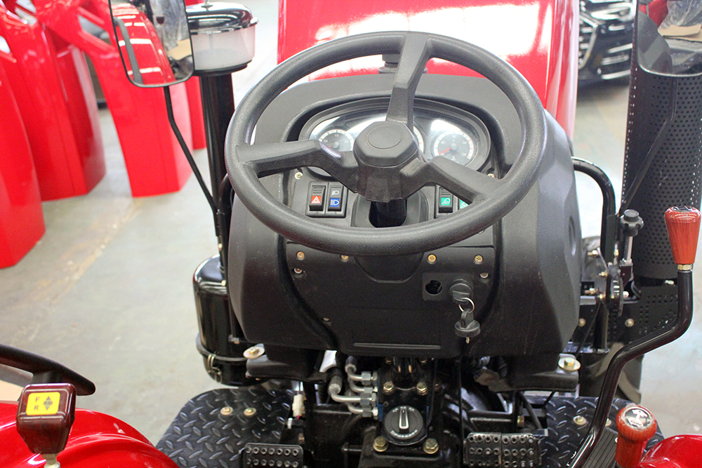Agriculture Machinery Micro Mini 4x4 Tractors 2700 KG With EPA Certificate