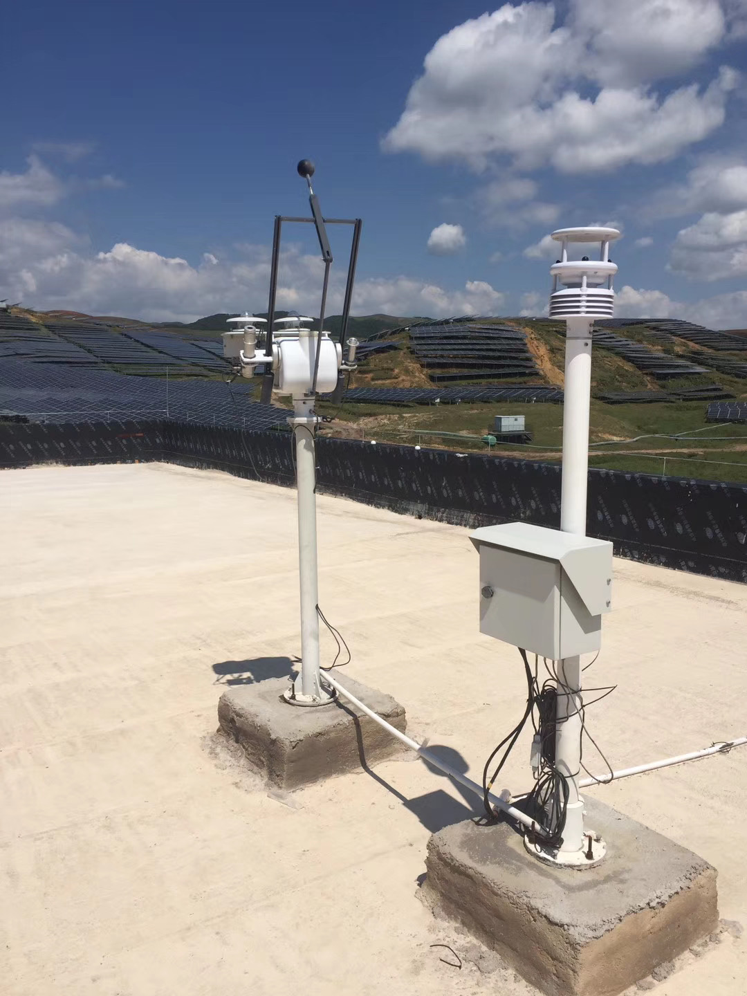 Temperature Humidity Air Pressure and More High Accuracy Compact Weather Station by BGT
