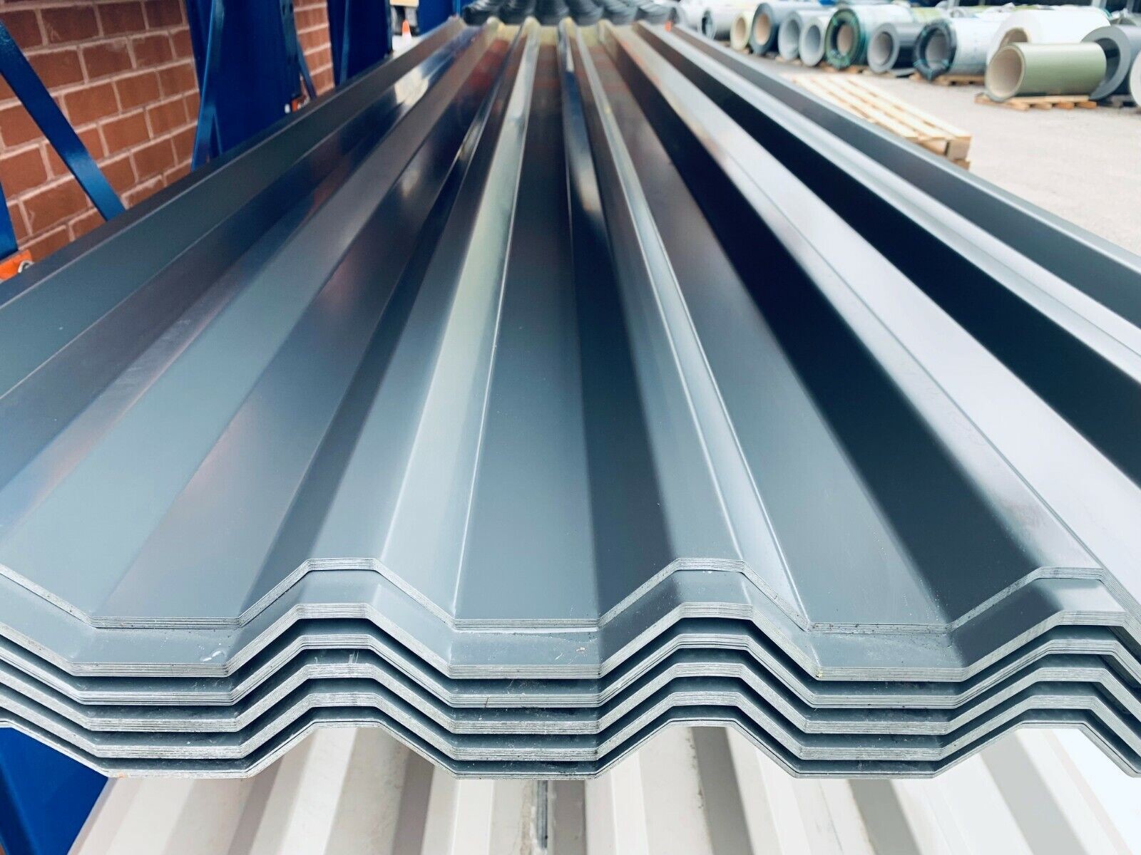 G550 SGC570 Galvanized Roofing Sheets IBR Sandwich Panel Wave Tiles Corrugated Metal
